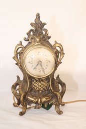 Vintage Electric Clock. (A-11)