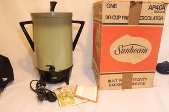 Vintage Sunbeam 30 Cup Coffee Percolator Avocado Green (B-22)