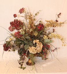 Dried Flower Arrangement. (S-13)