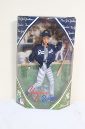 NEW IN BOX New York Yankees Barbie Collectors Edition 1999