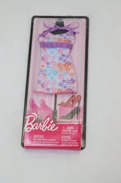 BARBIE FASHIONISTAS FASHION CLOTHES