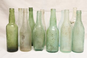 Vintage / Antique Bottle Lot (Z-42)