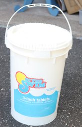 In The Swim 3 Inch Stabilized Chlorine Tablets For Pool