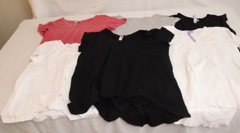 6 Wilt  T-shirts Size S/m (H-6)