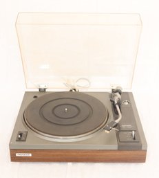 Pioneer Belt Drive Stereo Turntable PL-112D. (E-75)