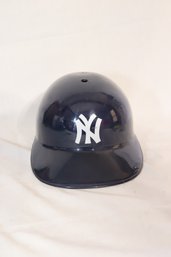 NY Yankee Plastic Batting Helmet  (V-12)
