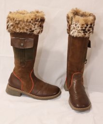 Brown Dolce & Gabbana Juniors Winter Boots Size 38  (H-1)