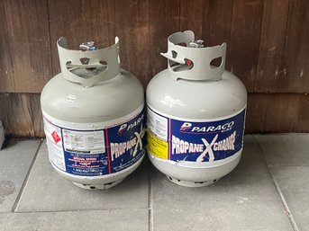 2 FULL BBQ Propane Tanks