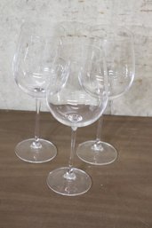 3 WINE GLASSES (G-25)