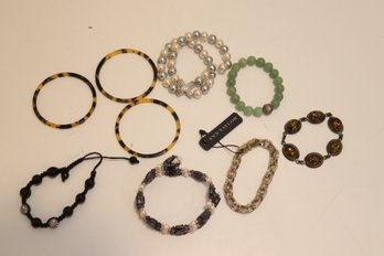 Womans Bracelet Lot (J-2)