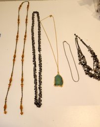 Costume Jewlery Necklace Lot (J-6)