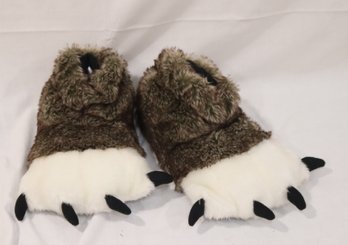 Lazy One Animal Paw Slippers. (H-26)