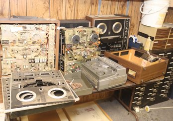 Vintage Sony Reel To Reel Tape Recorder Machines TC-580 Lot. (E-96)