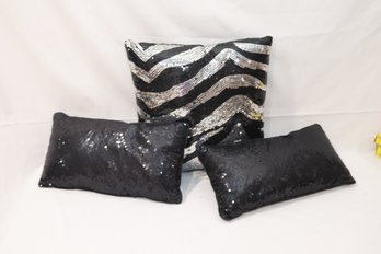 Sequin Pillows (H-40)