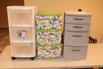 3 Small Storage Drawers (T-40)