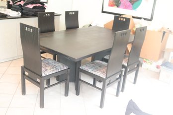 Vintage Expandable Dining Room Table With 6 Chairs