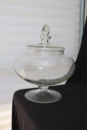 Covered Glass Bowl (r-10)