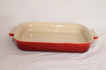 Red Le Creuset Casserole  Stoneware Baking Pan Dish