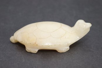 Vintage Hand Carved Onyx Turtle. (G-13)