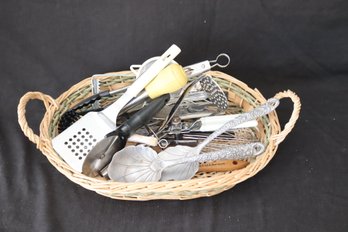 Basket Full Of Kitchen Utensils (R-62)