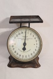 Antique Kitchen Scale (I-2)