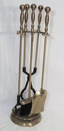 Oiled Brass Finish Fireplace Tools And Stand (R-66)