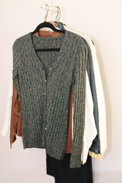 Woman's Blouse Shirt Sweater Lot (C-3)