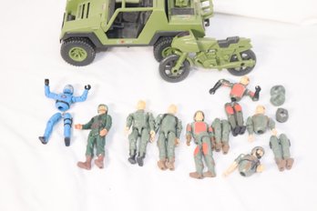 GI Joe & Cobra Action Figures W/ Vamp Jeep And Motorcycle ARAH