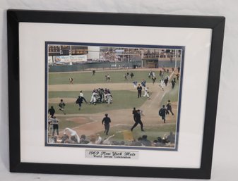 Framed 1969 NY Mets World Series Celebration Photograph Cooperstown Collection Steiner (R-86)