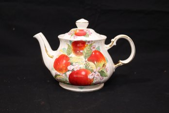 Apple Teapot Made In England (J-30)