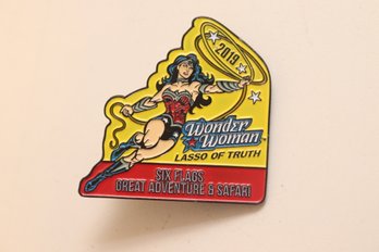 2019 Wonder Woman Lasso Of Truth Six Flags Great Adventure & Safari Pin(H-4)