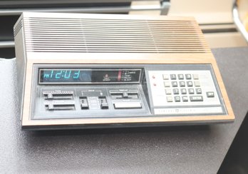 General Electric Programmable Clock Radio 4885