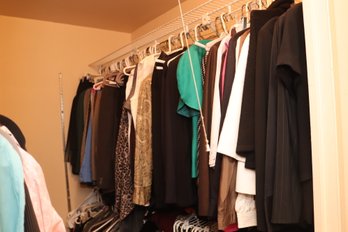 Womens Clothing Closet Lot (T-50)