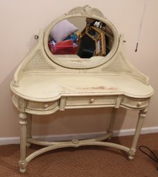 Vintage Makeup Mirror Vanity And Chair