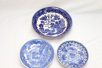 3 Blue/ White Plates (L-33)