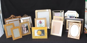 Picture Frame Lot  (T-72)