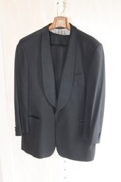 Hugo Boss Tuxedo From Victor Talbots Size 44R