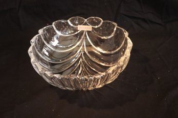 Villeroy & Boch Large Clear Crystal Shell Shaped Bowl (F-4)