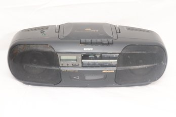 Vintage Sony CFD-19 AM/FM Radio CD Boombox Mega Bass (S-36)