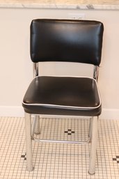 Black Vinyl And White Piping On Chrome Legs Chair (G-25)