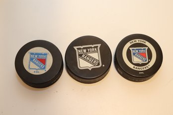 3 NY Rangers NHL Hockey Pucks Official 2000 Game Puck (H-20)