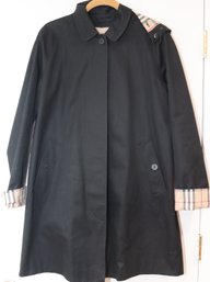 Burberry Carmen Hooded Jacket Size 10r. (C-5)