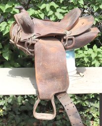 Antique Vintage OLD Western Leather Horse Saddle Horseback Riding