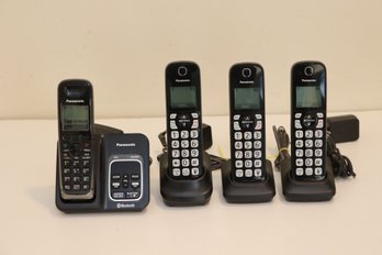Panasonic Cordless Phones KX-TGD560 (M-1)