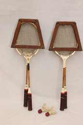 Vintage Badminton Rackets And Shuttlecocks (R-44)