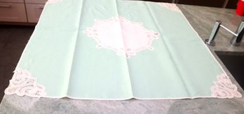 Square Lace Tablecloth (g-64)