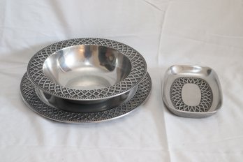 Set Of 3 Wilton Armetale Bowls And Platter (A-13)