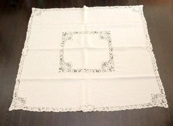 Lace Tablecloth (G-67)
