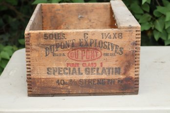 Vintage Dupont High Explosives Special Gelatin Wooden Crate (G-28)