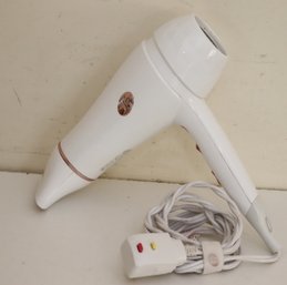 T3 Micro Featherweight Luxe 2i Hair Dryer W Concentrator 73849 WhiteRose Gold (E-46)